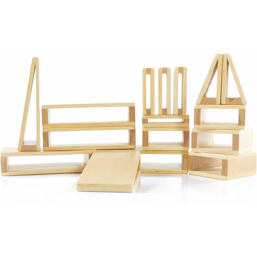 Guidecraft 16-Piece Oversized Hollow Blocks Set for Kids - Image 3