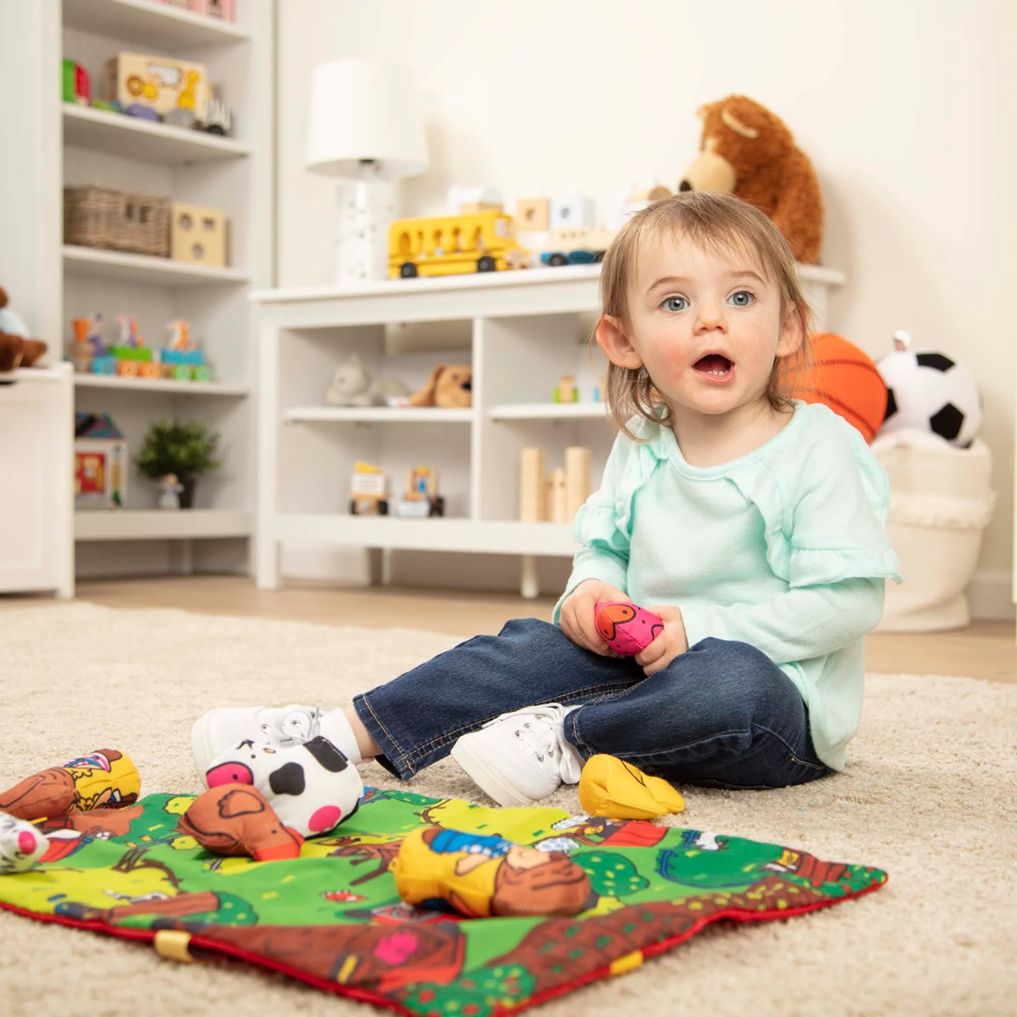 Melissa & Doug Take-Along Farm Play Mat ‚Äì Interactive Toddler Activity Set - Image 5